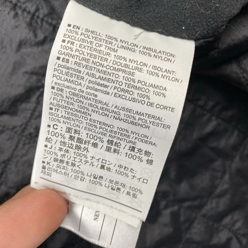 Arcteryx Atom SL Vest Mens Sz M Black Insulated Lightweight Pockets Company Logo